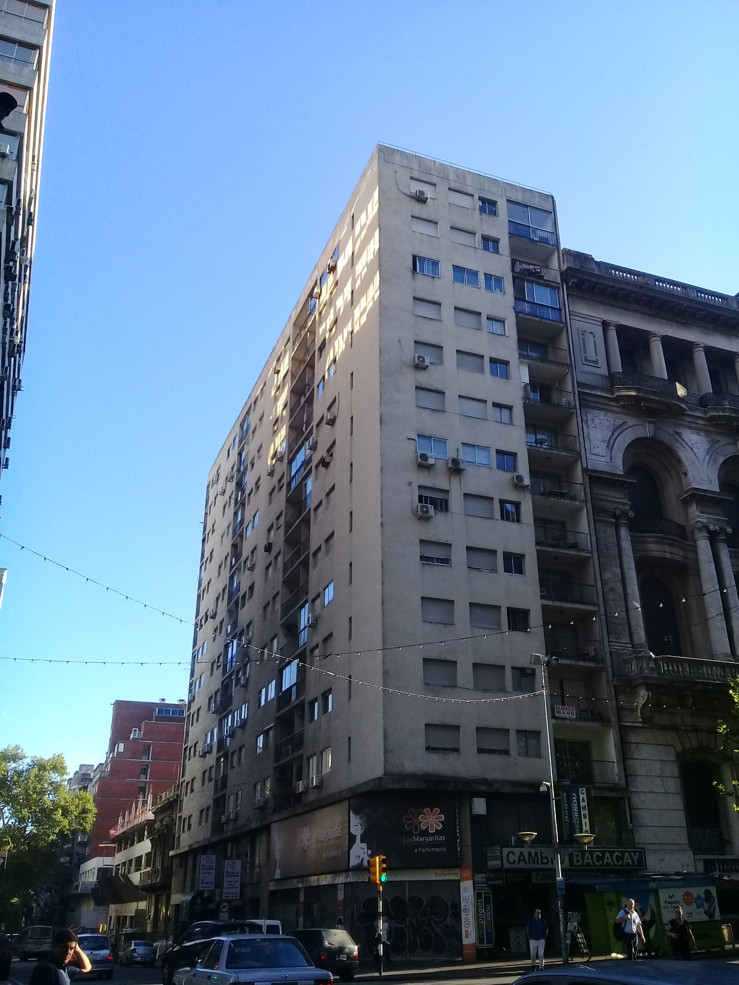 IMPERMEABILIZACIÓN DE AZOTEA - calle 18 de Julio y Andes, Centro, Mdeo.